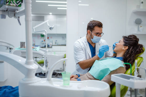Best Emergency Dental Care  in Mundelein, IL